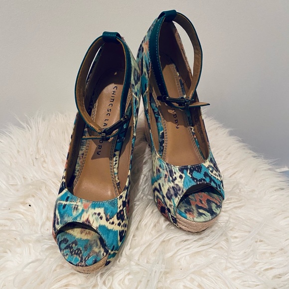 CHINESE LAUNDRY WEDGE SANDALS - Picture 3 of 7